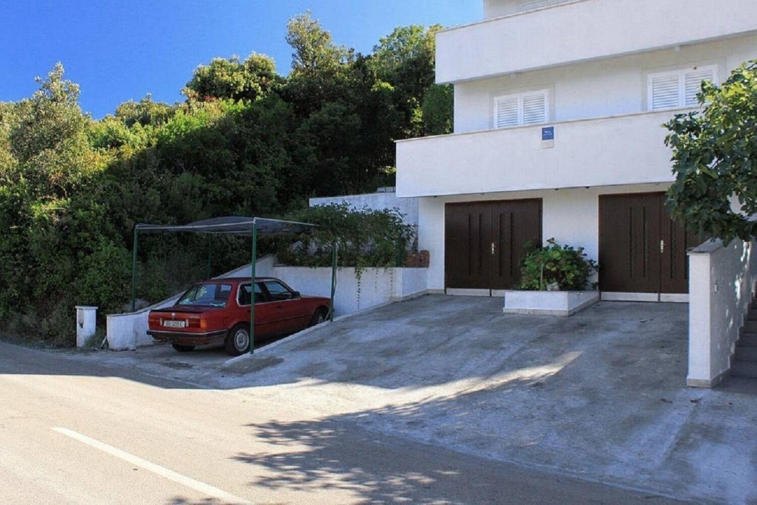 Apartments Mari Zrnovo Екстер'єр фото