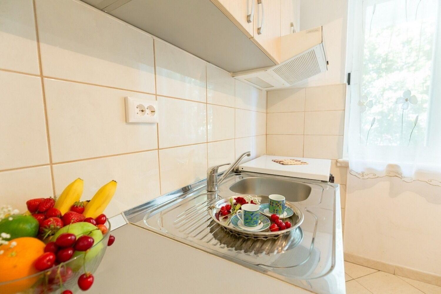 Apartments Mari Zrnovo Екстер'єр фото