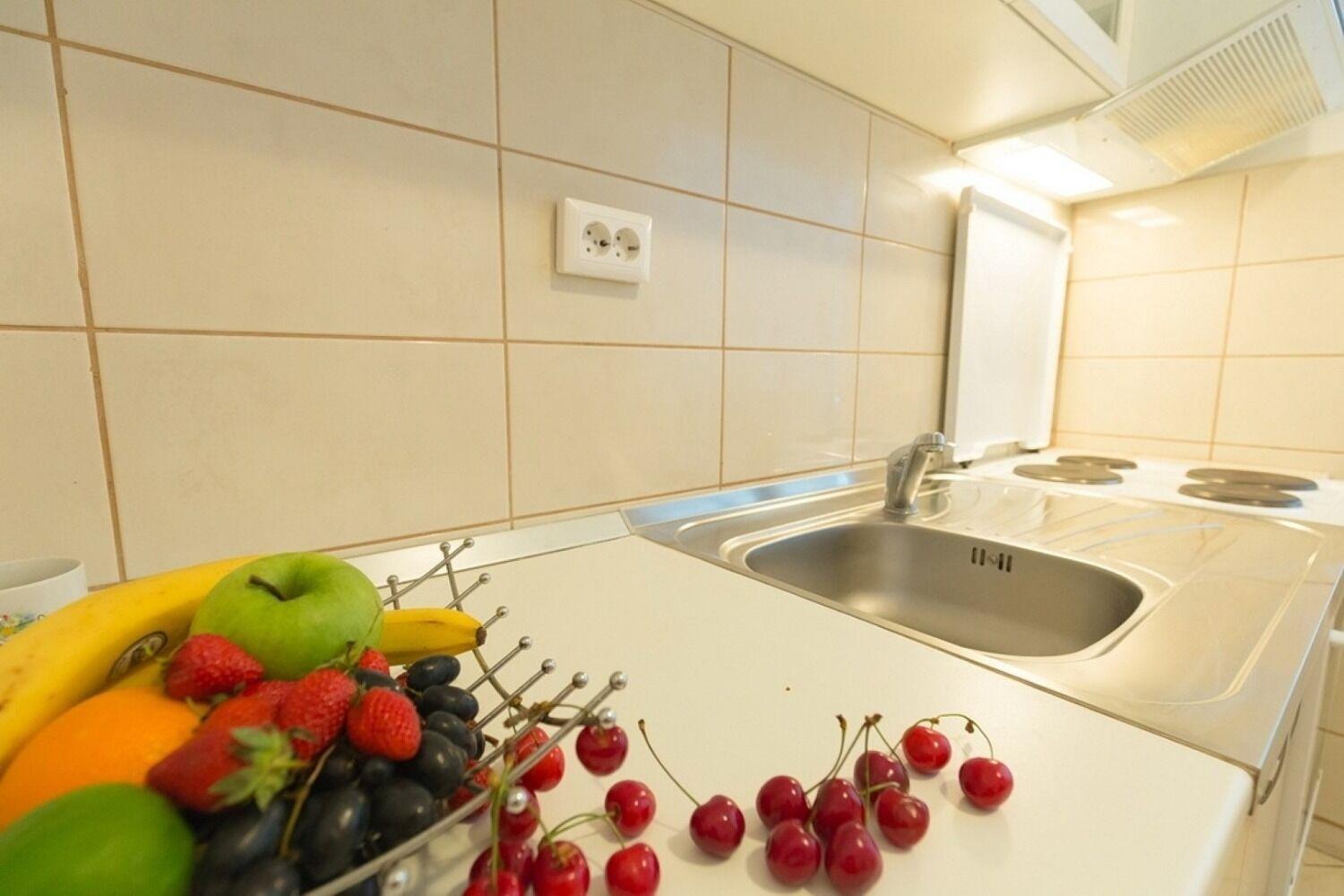 Apartments Mari Zrnovo Екстер'єр фото